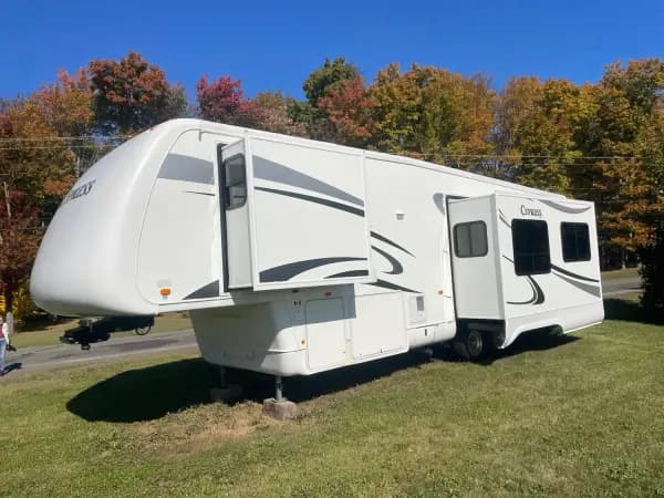 2006 NEWMAR CYPRESS 32CKRE — photo 4