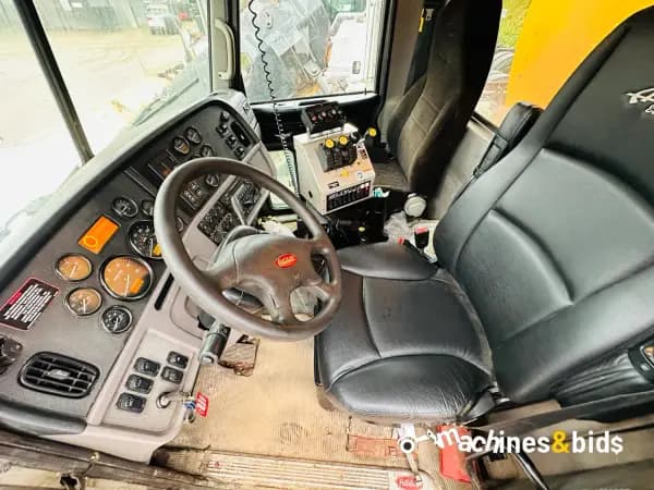 2013 PETERBILT 367 — photo 15