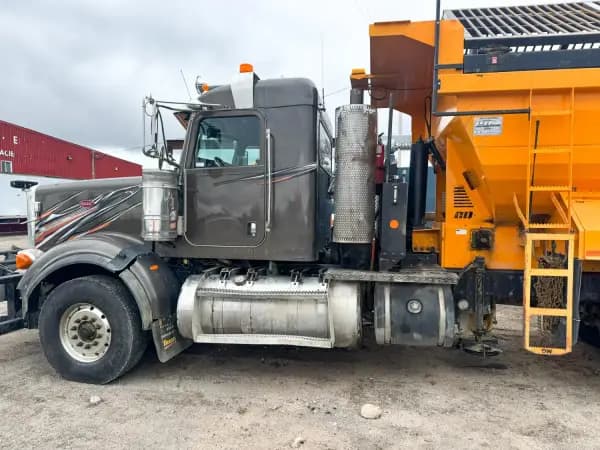 2014 PETERBILT 367