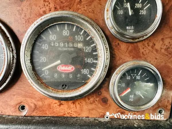 2005 PETERBILT 378 — photo 18