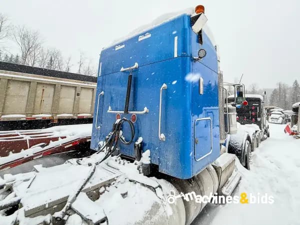 2014 PETERBILT 388 — photo 6