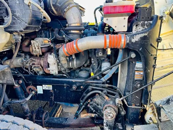 2015 PETERBILT 567 — photo 14