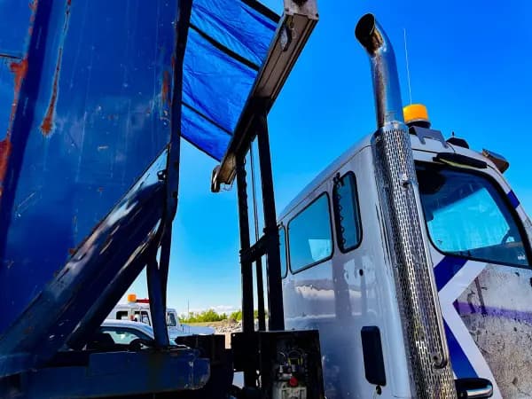 2015 PETERBILT 567 — photo 6