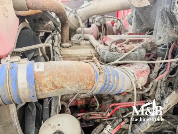 2016 PETERBILT 348 2002R — photo 10