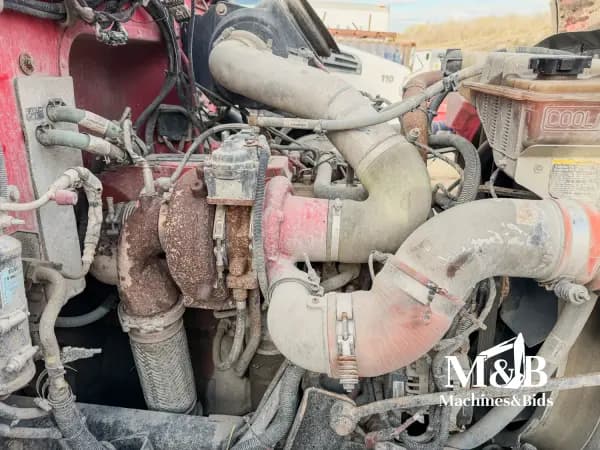 2016 PETERBILT 348 2002R — photo 11