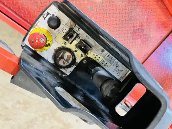 2020 SKYJACK SJ3226 — photo 8