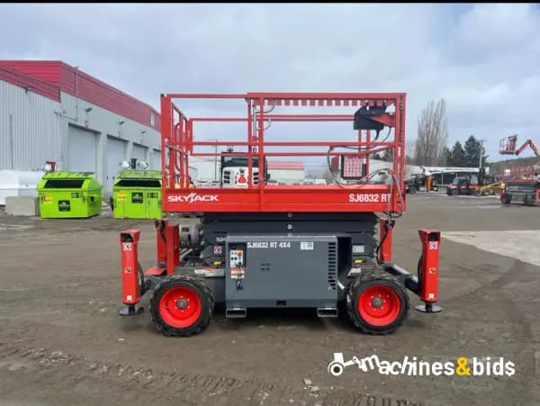 2023 SKYJACK SJ6832RT — photo 2