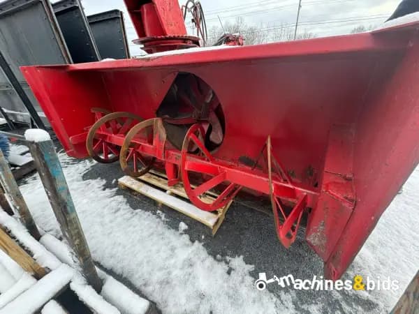 SOUFFLEUSE À NEIGE À PRISE DE FORCE