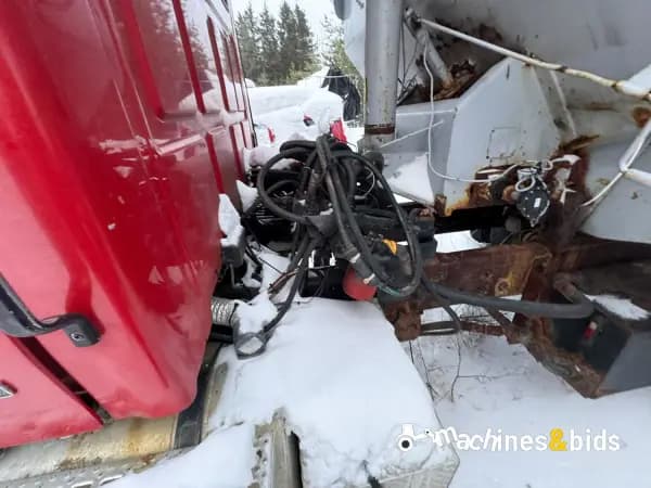 2000 STERLING L7500 — photo 3