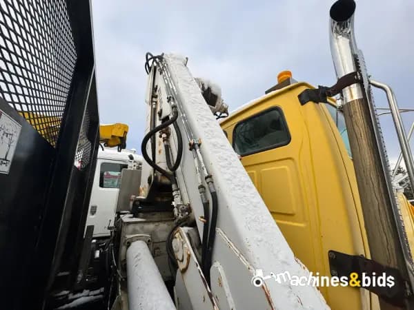 2003 STERLING L7500 — photo 11