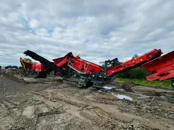 2021 TEREX FINLAY 883+ — photo 4