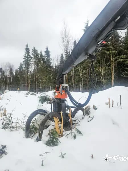 2004 TIMBERJACK 850 — photo 4