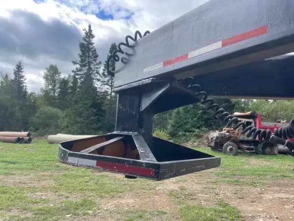 Fifth Wheel — photo 13