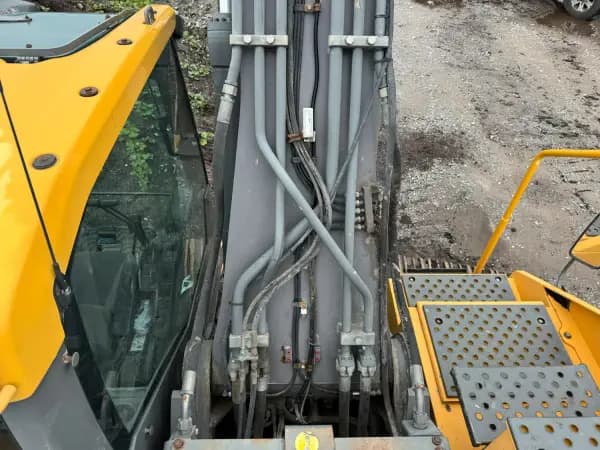 2015 VOLVO EC250EL — photo 7