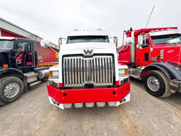2015 WESTERN STAR 4700