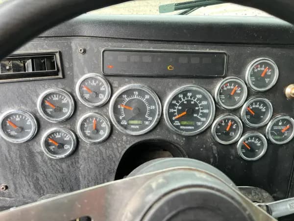 2018 WESTERN STAR 4700 — photo 19