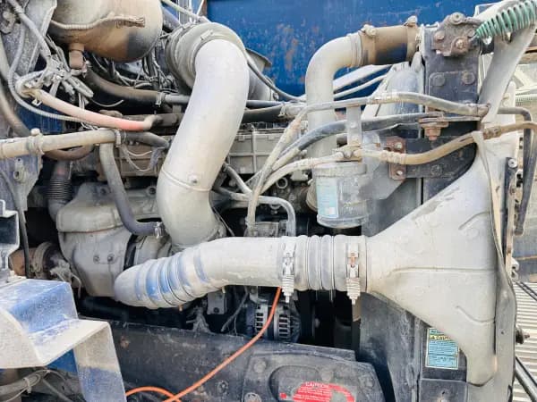 2011 WESTERN STAR 4900 — photo 8