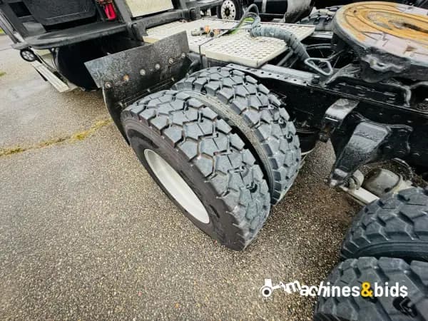 2020 WESTERN STAR 4900 — photo 15