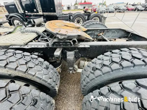 2020 WESTERN STAR 4900 — photo 19