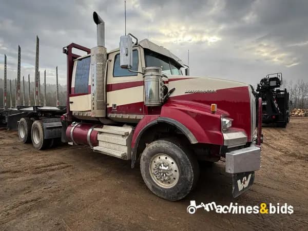 2020 WESTERN STAR 4900 — photo 3