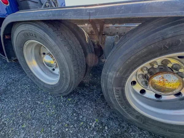2005 WESTERN STAR 4900FA — photo 16