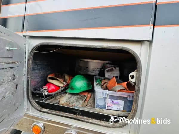 2019 WESTERN STAR 4900FA — photo 13