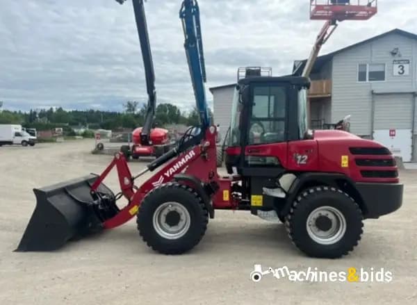 2023 YANMAR V12