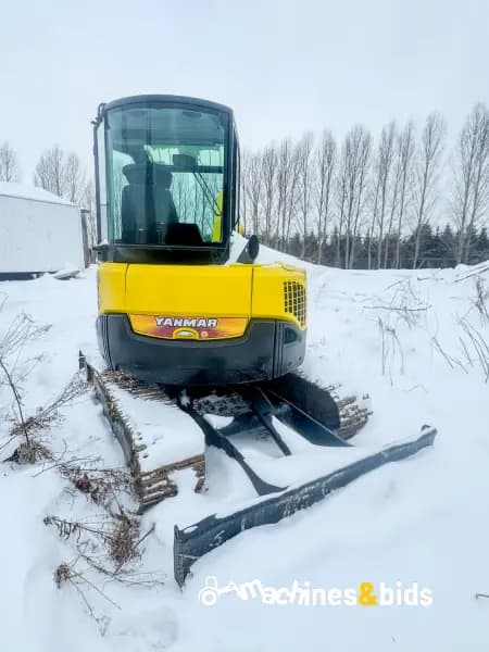 2005 YANMAR VIO40-5 — photo 6