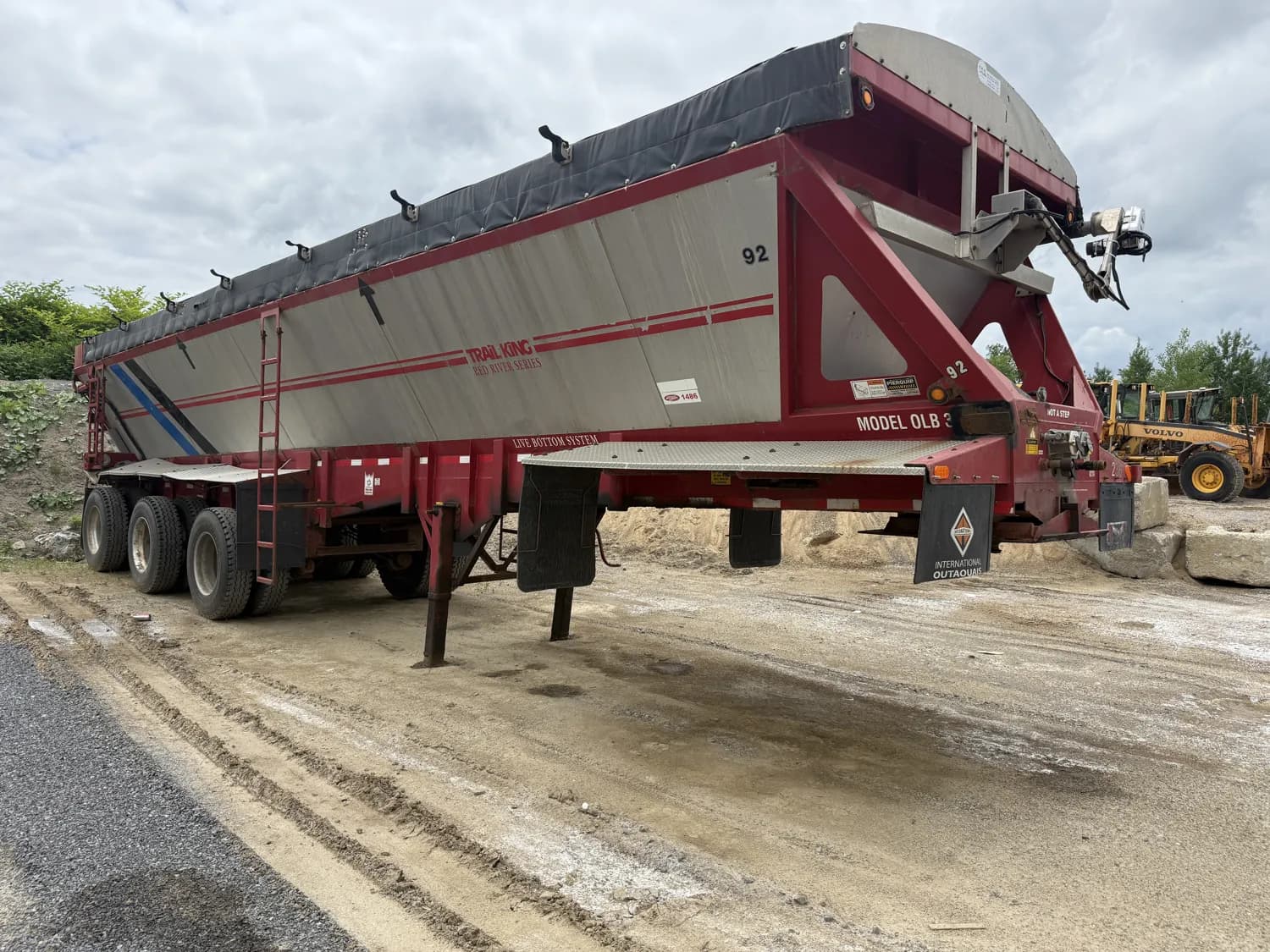 2009 TRAIL KING OLB 334 — photo 19