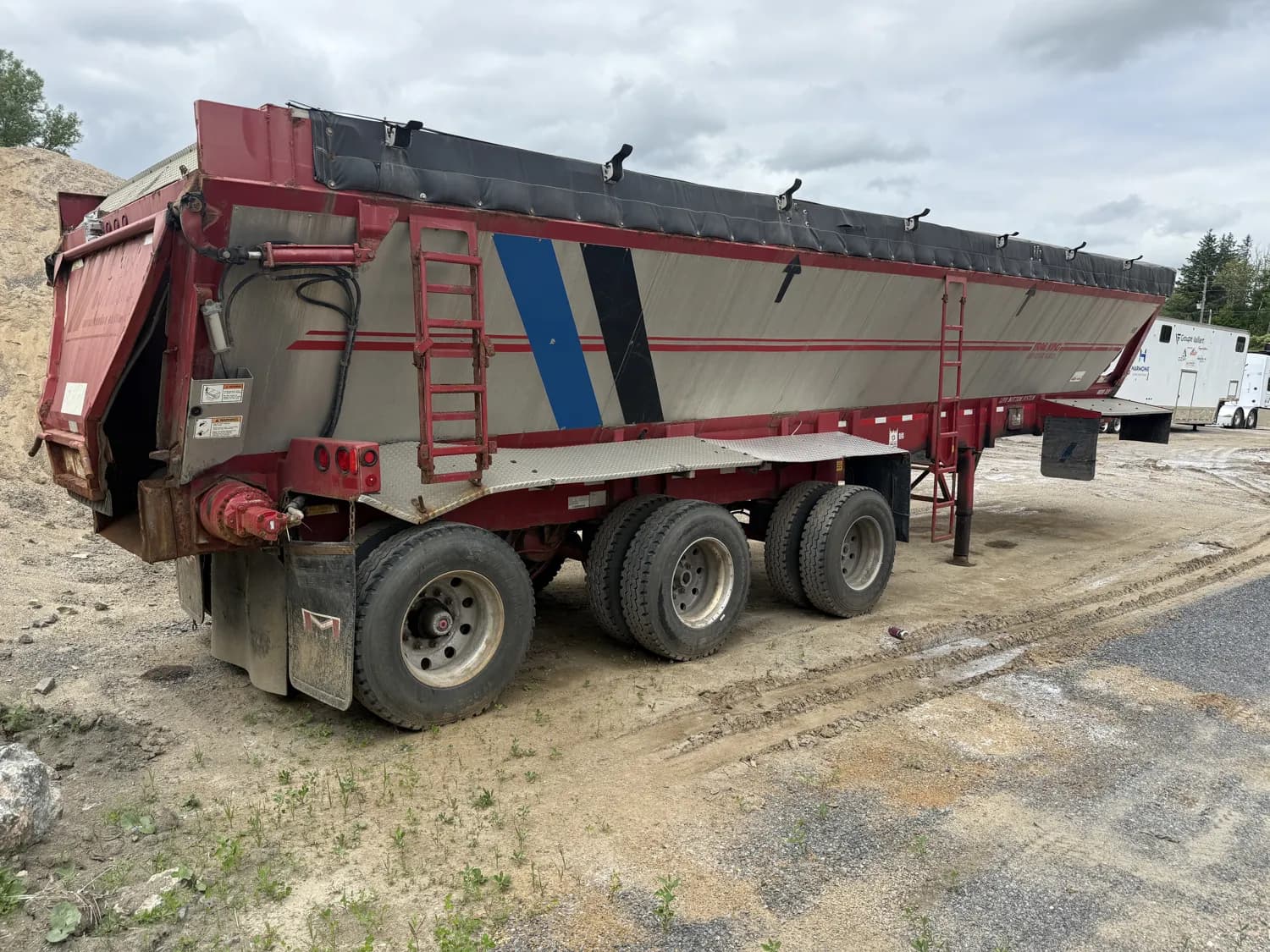 2009 TRAIL KING OLB 334 — photo 20