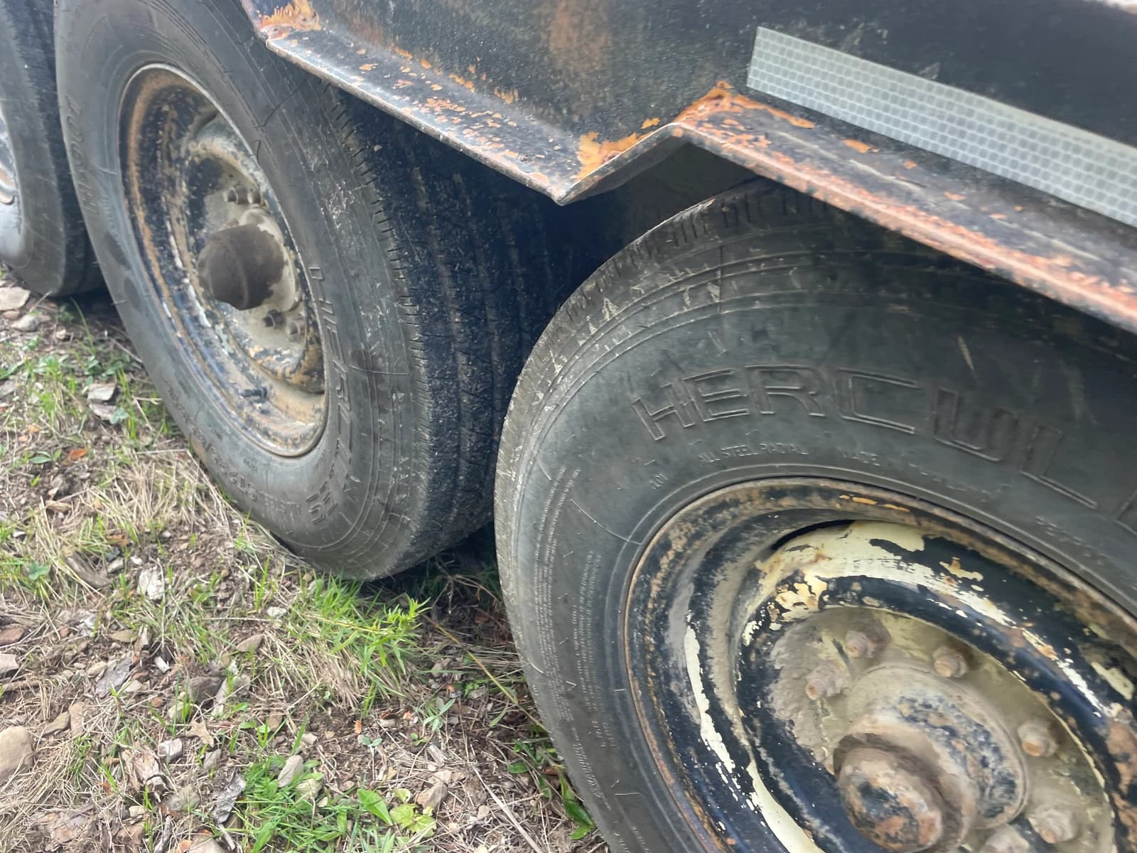 Fifth Wheel — photo 8