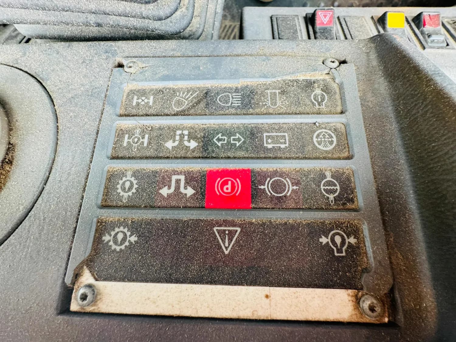 1995 VOLVO L150 — photo 16