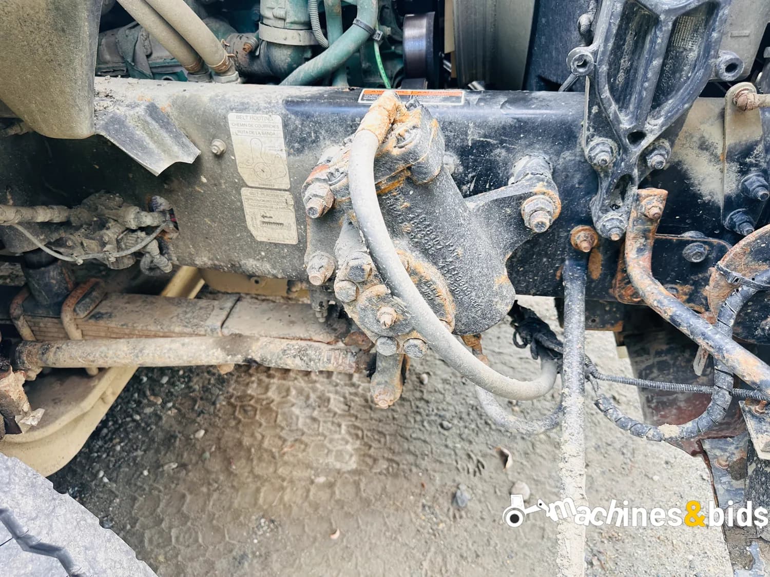 2019 VOLVO VHD64B200 — photo 13