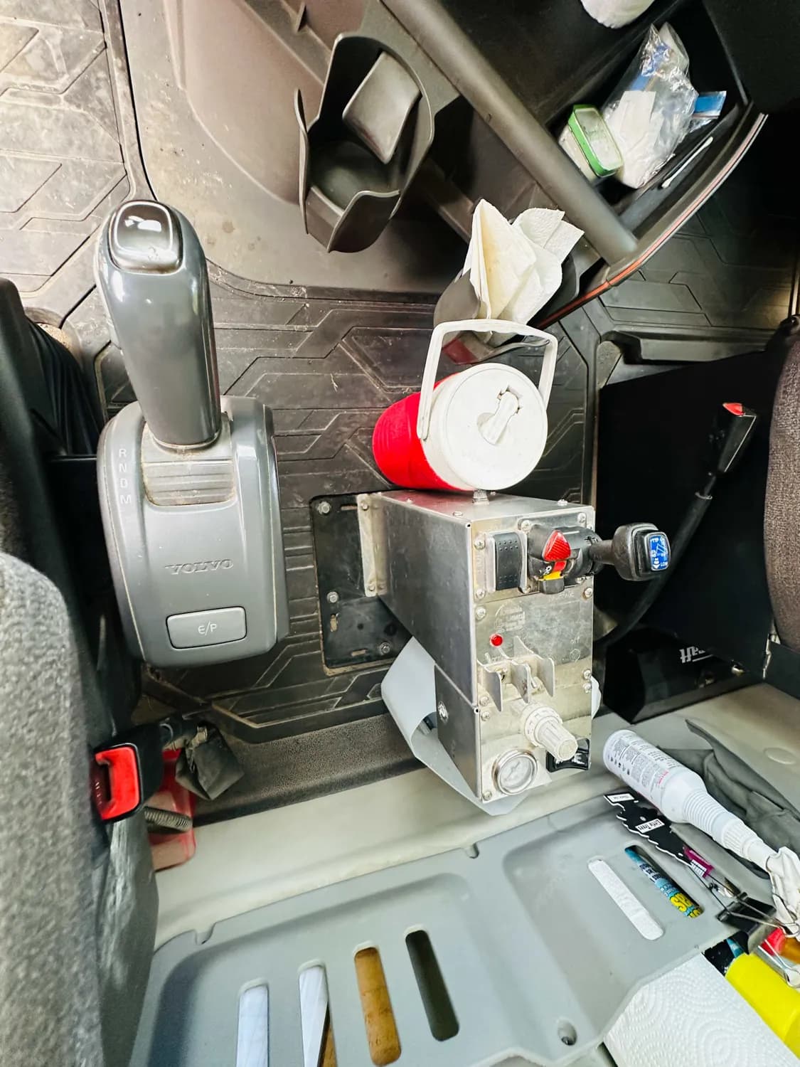 2019 VOLVO VHD64B200 — photo 8