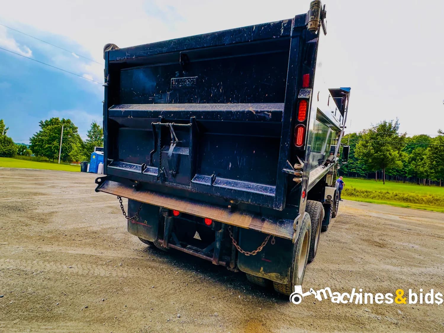 2020 VOLVO VHD64B300 — photo 5