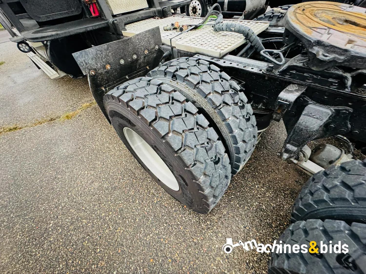 2020 WESTERN STAR 4900 — photo 15
