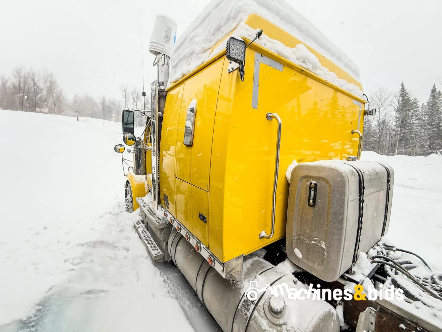 2012 WESTERN STAR 4900FA — photo 6