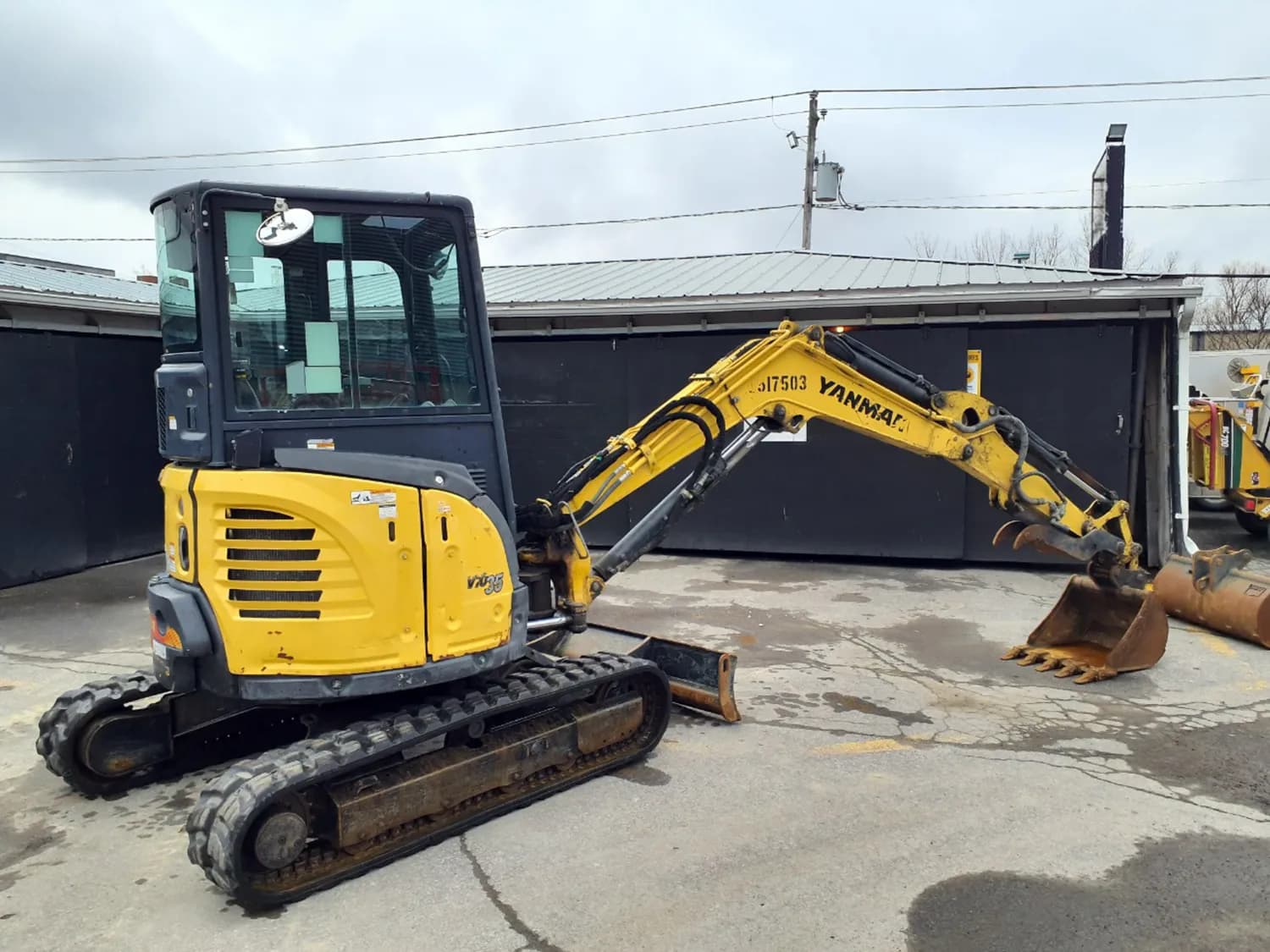 2017 YANMAR VIO35-6
